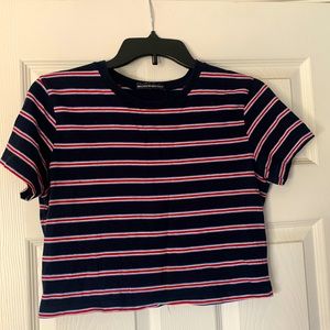 BRANDY MELVILLE crop top